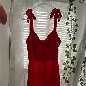 Chic Strapless Red Dress with Bow Straps